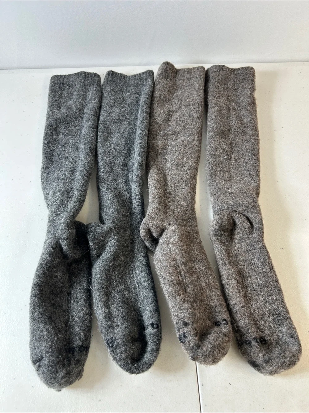 Soft Wool-Blend‎ Crew Socks in Gray and Brown